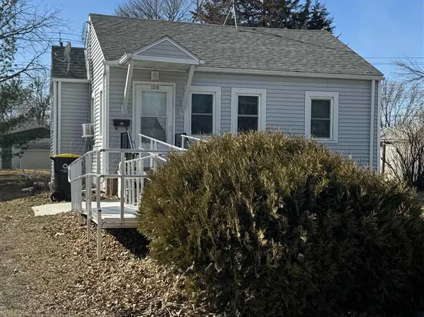 1315 N Park St, Fairmont, MN 56031