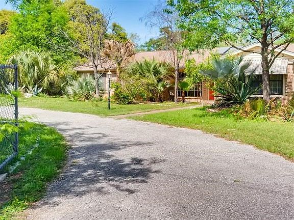 Gated circular driveway