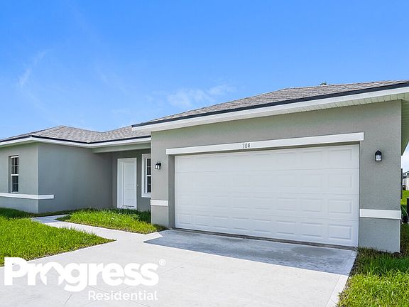 3rd image of 304 Camellia Ct