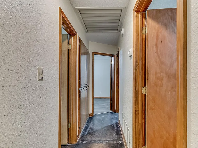 1518 E Boyd St — Photo 10