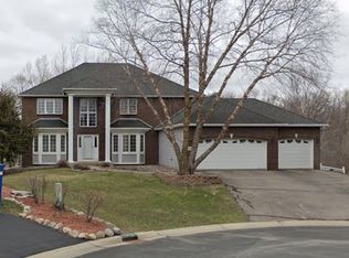 8160 Antrim Cv, Eden Prairie, MN 55347