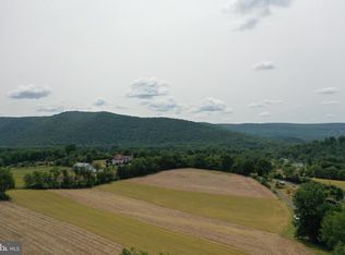 Red Dale Rd, Orwigsburg, PA 17961