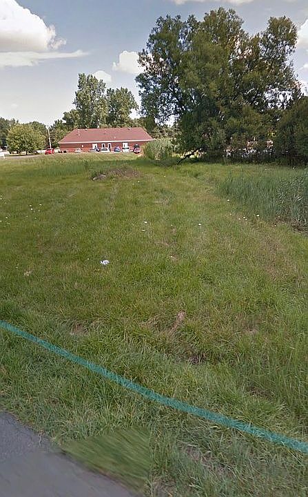 1st image of 4775 Boncrest Dr E