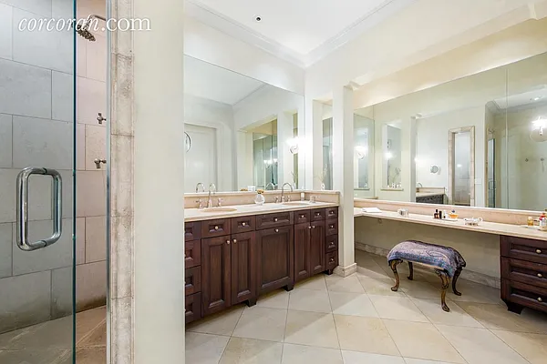 Sold by Corcoran | media 24