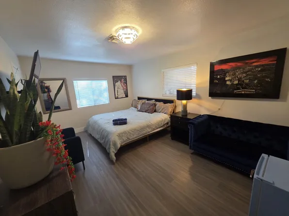 (undisclosed Address), Las Vegas, NV 89120