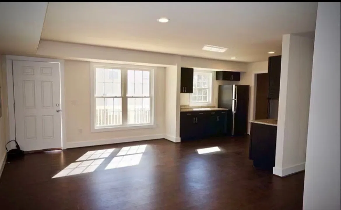4 bed, 1550 sqft, $3,600 — Photo 2