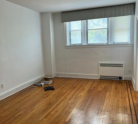2nd image of 7427 Boulevard East #A