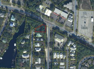 11 Lakewood Dr, Pt Washington, FL 32459