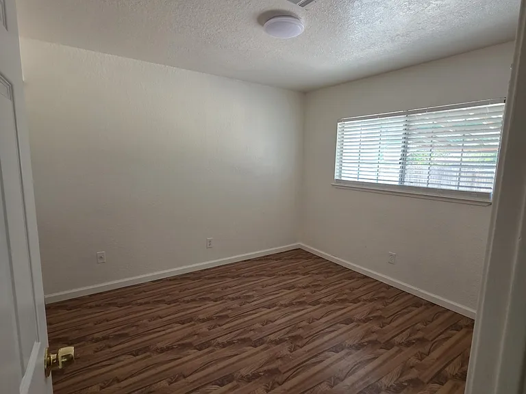 6224 Vista Ave — Photo 3