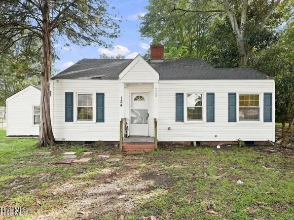124 Sherwood Road, Jacksonville, NC 28540