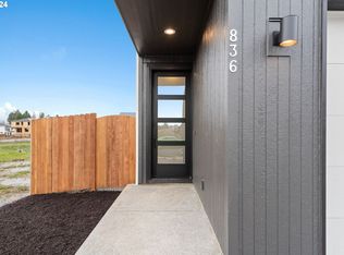 836 NW 175th Way, Ridgefield, WA 98642