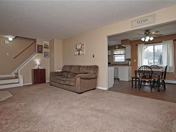 2nd image of 272 Courtland Blvd