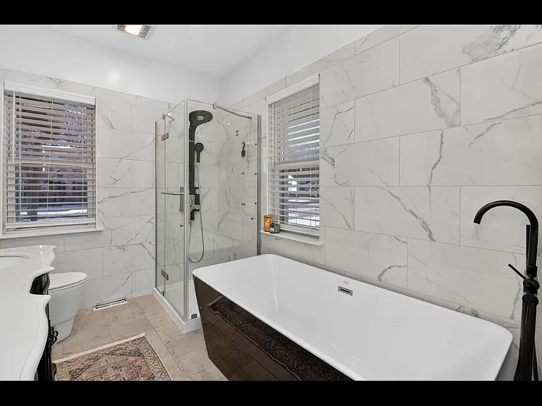 24 S Huffman St — Photo 7