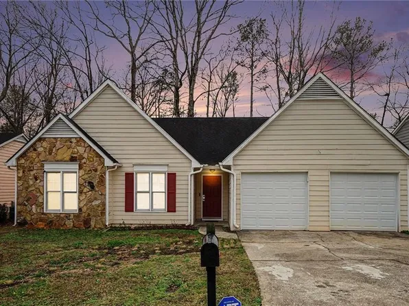 4873 Fenbrook Dr, Stone Mountain, GA 30088