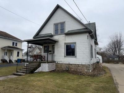 80 Tayco St, Menasha, WI, 54952