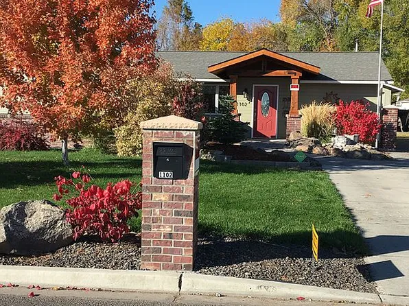 1102 S 68th Ave, Yakima, WA 98908