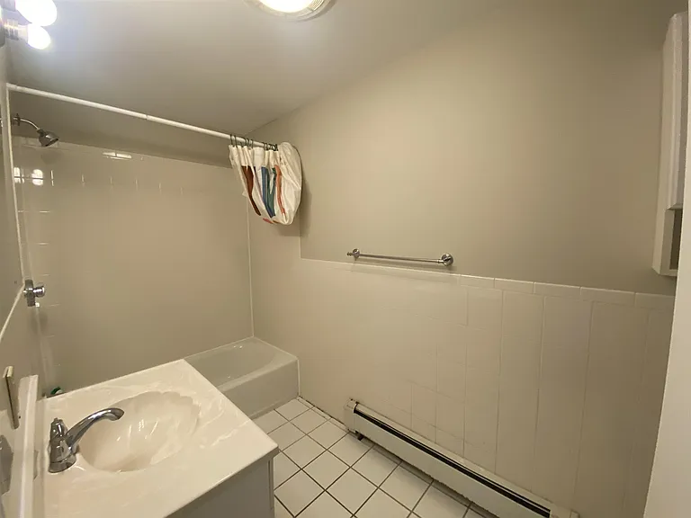 239 Columbia St #1 — Photo 9