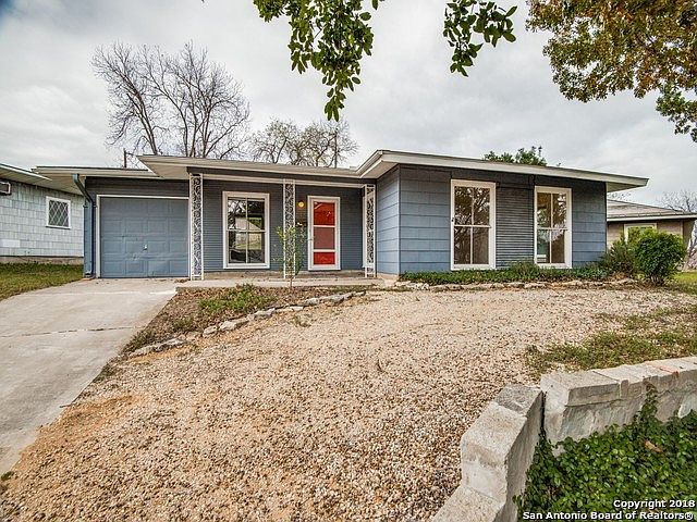 1st image of 611 Blakeley Dr