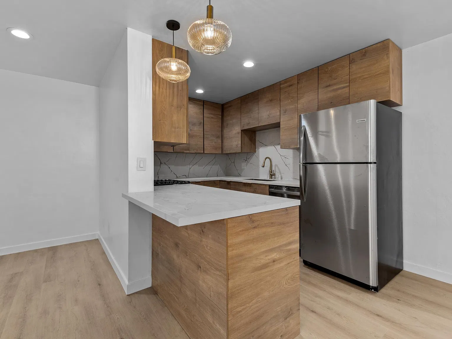 1 bed, 700 sqft, $2,395 — Photo 1