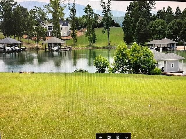 Beautiful Lake Lot