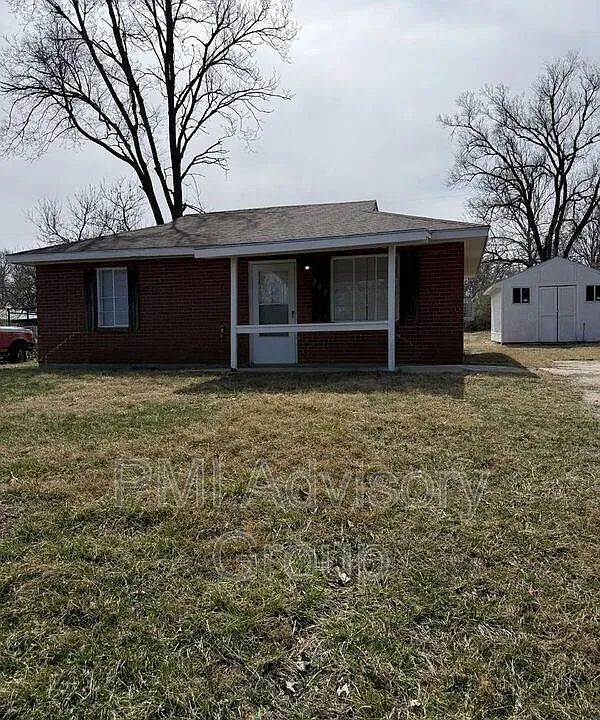 203 SW Heights Rd