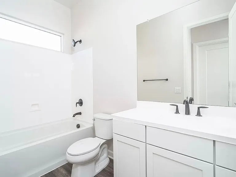 15565 S 181st Ln — Photo 16