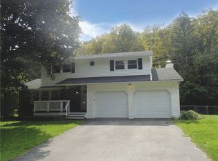 4631 Glencliffe Rd, Manlius, NY 13104