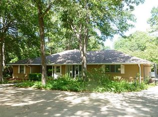 303 Ridge Rd, Grapevine, TX 76051