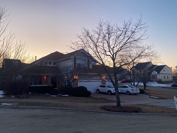 3rd image of 401 Farmwood Ct