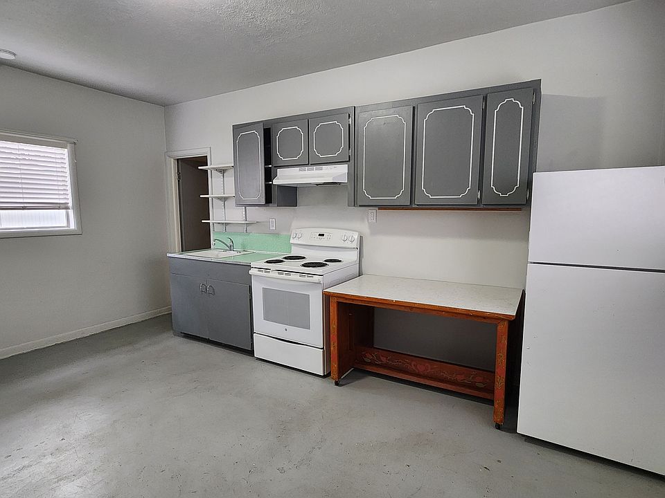 1st image of 2621 S Montana Ave #8