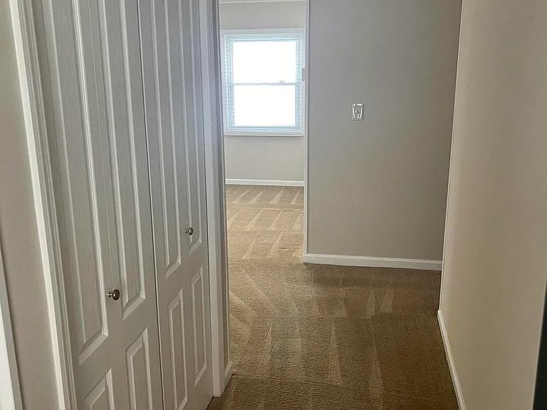 32 Idlewild Ln — Photo 6