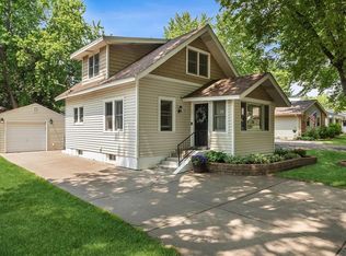 1530 Long Lake Rd, New Brighton, MN 55112