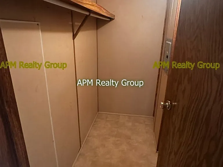 1B Larkin Ct — Photo 10