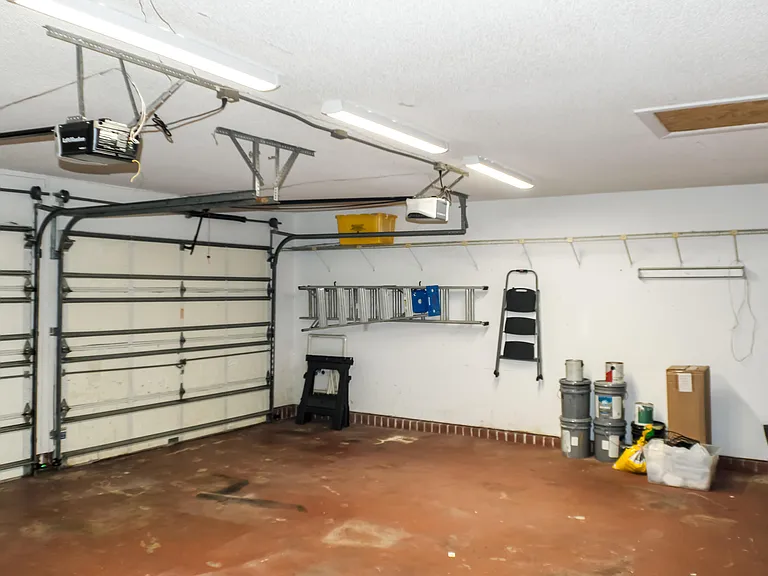 874 Blueberry Dr — Photo 38