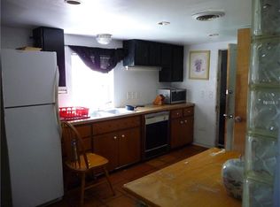 811 9th Ave SW, Largo, FL 33770