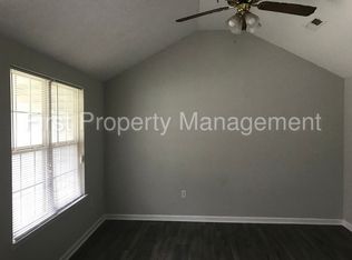 4717 Rogers Rd #B, Chattanooga, TN 37411