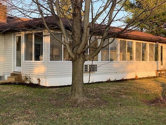 4th image of 2924 Hallie Ln