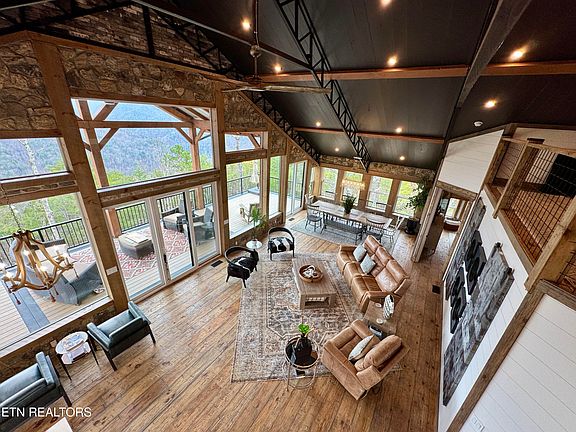 56th image of 550 Steer Creek Rd