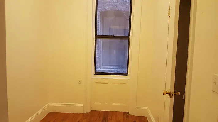 Rented by Virtual Real Estate | media 12