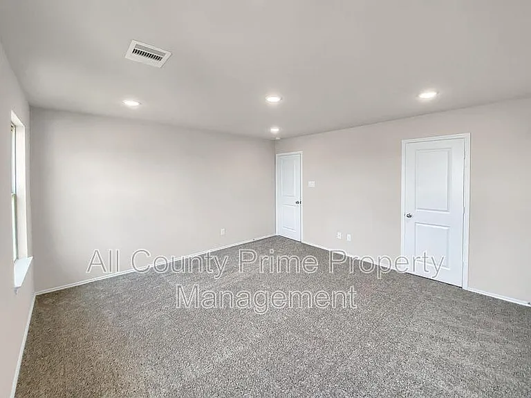 13071 Clear View Dr — Photo 20