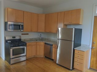 2408 W Mozart St #2, Chicago, IL 60647