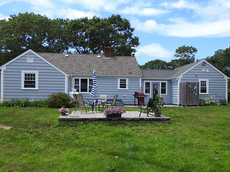 28 Ocean Ave, South Yarmouth, MA 02664 Zillow