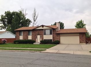 1033 W 500 S, Layton, UT 84041