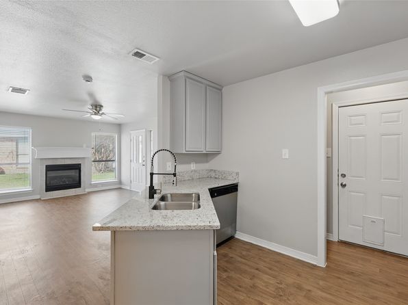 2749 Malibu Ct, Red Oak, TX 75154