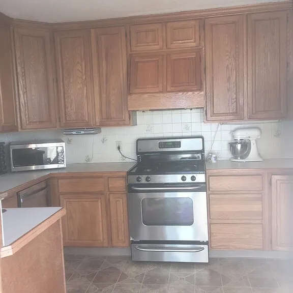 4708 Clifton Pkwy — Photo 10