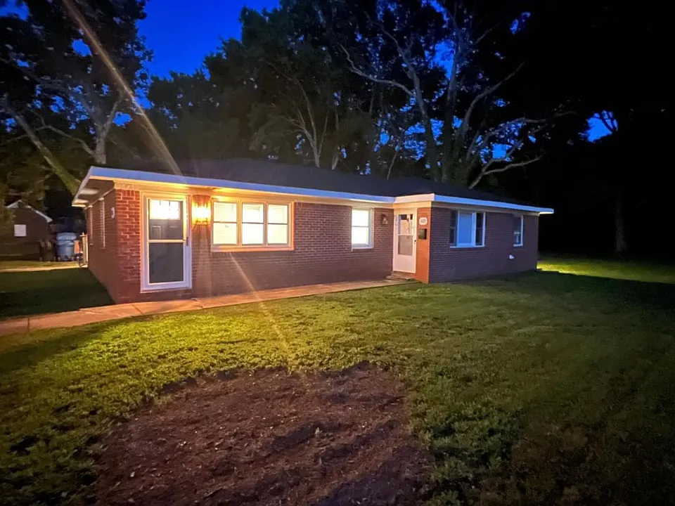 1823 S Streamline Dr #1823