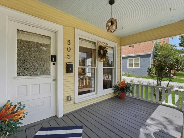 805 E Academy St, Brenham, TX 77833