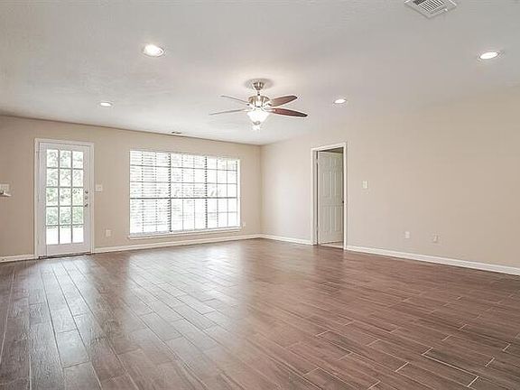 2nd image of 131 Arrowwood St