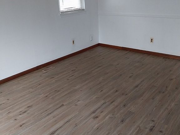 2nd image of 30147 Arbor Ct