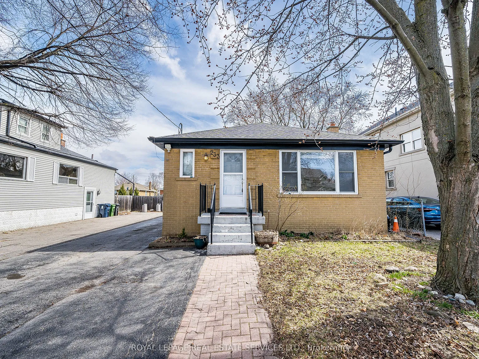 3 bed, $3,350 — Photo 1